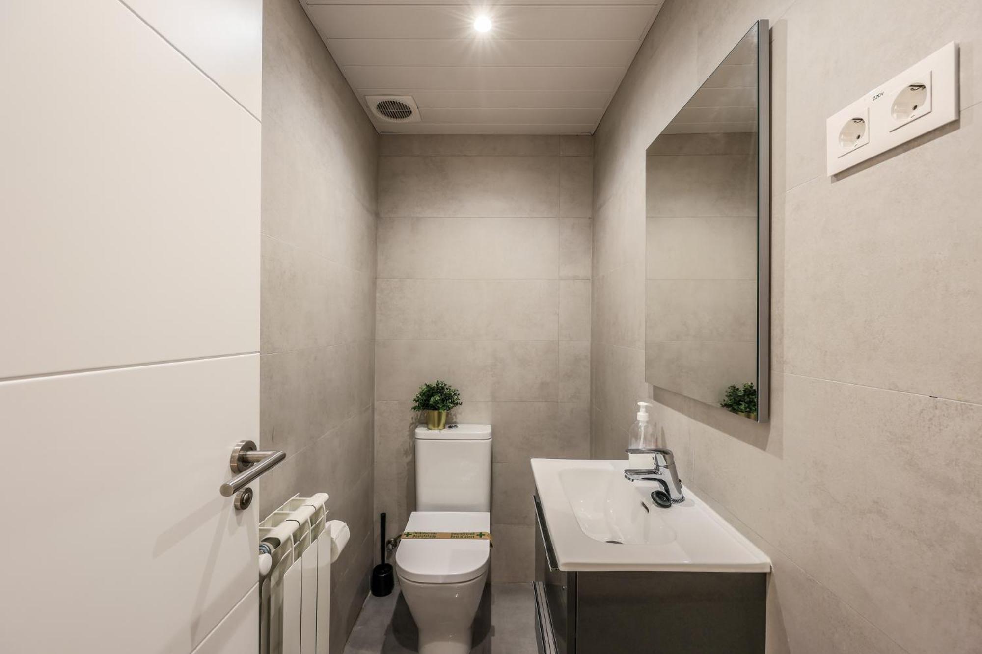 Amazinn Places Blasco De Garay 105 マドリード エクステリア 写真
