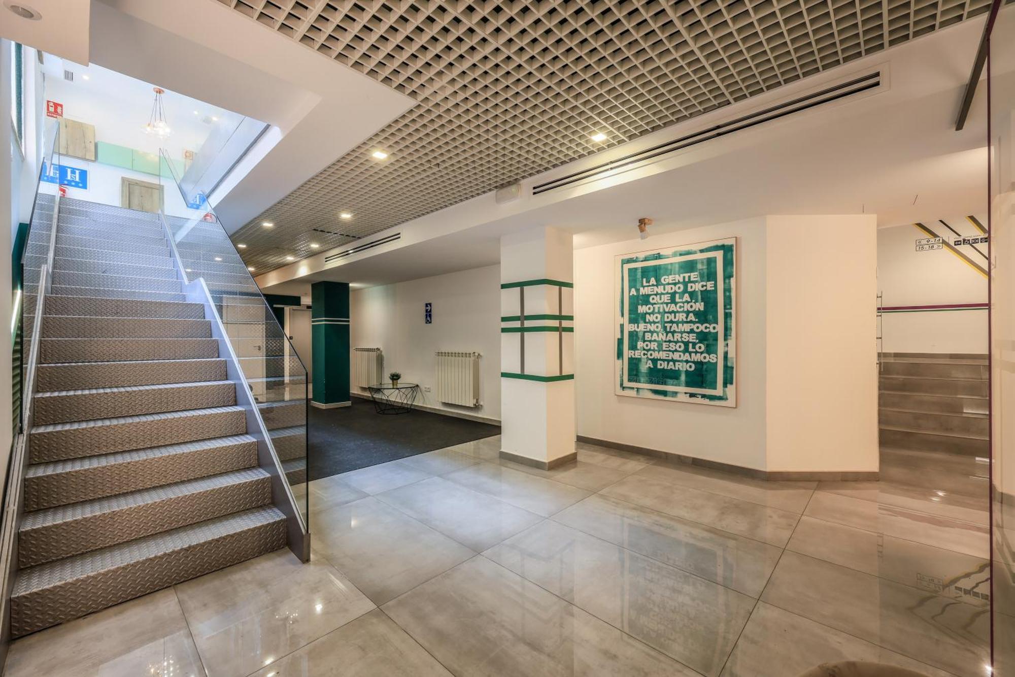 Amazinn Places Blasco De Garay 105 マドリード エクステリア 写真
